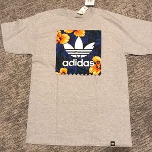Adidas t-shirt
